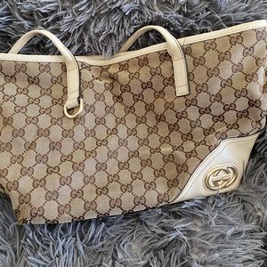 Gucci handbag